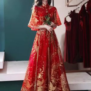 Chinese Wedding Dress. Red Cheongsam. Golden Sequins Wedding Cheongsam. Traditional Chinese Dress. Tea Ceremony. Bridal Dress. Chinese Dress